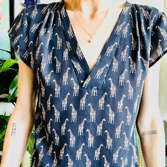 ZARA semi Sheer short sleeved shirt from H&M - Picture 1 of 2